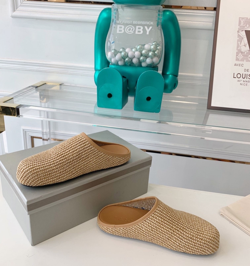 Other Slippers